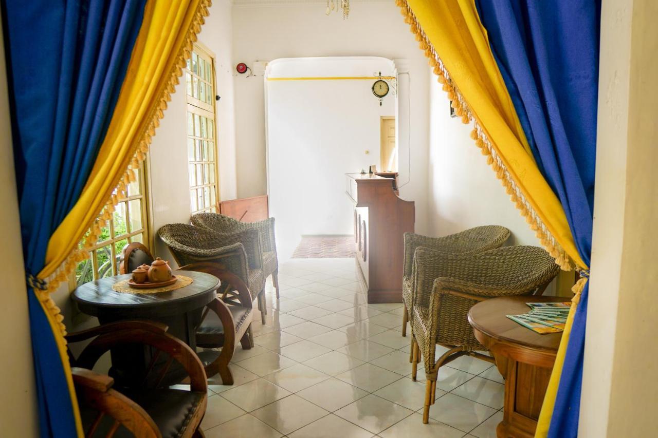 Hotel Tulips Yogyakarta Exteriér fotografie